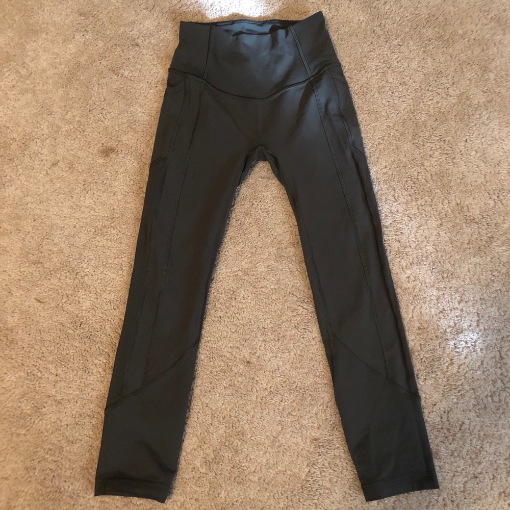 Lululemon All the Right Places Crop - size 4